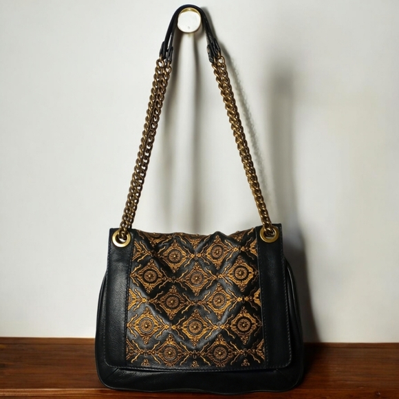 🔥 Reduced!Isabella Fiore Embroidered Leather Chain Strap Bag - Picture 2 of 8